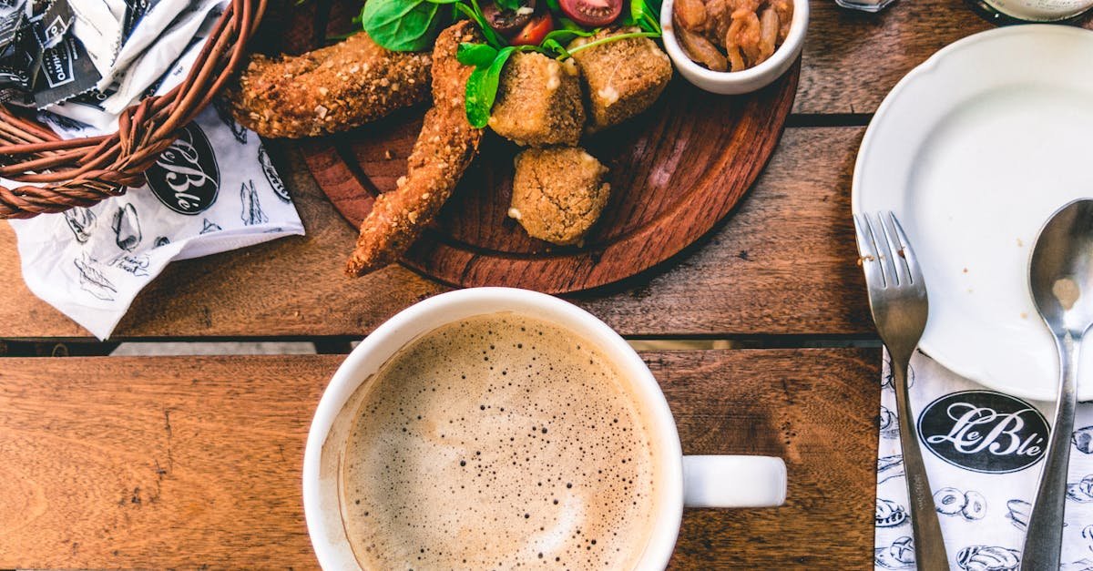 découvrez l'art du brunch avec des recettes savoureuses, des idées de présentation et des conseils pratiques pour un moment convivial et gourmand entre amis ou en famille. que ce soit sucré ou salé, laissez-vous inspirer pour un brunch inoubliable !